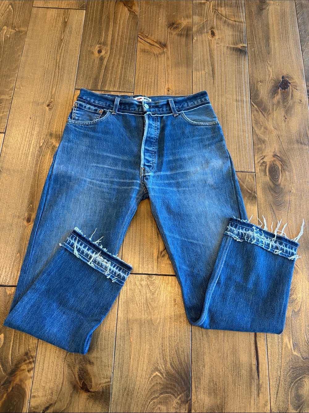 Re/Done Blue Straight-Leg Jeans with Frayed Hem